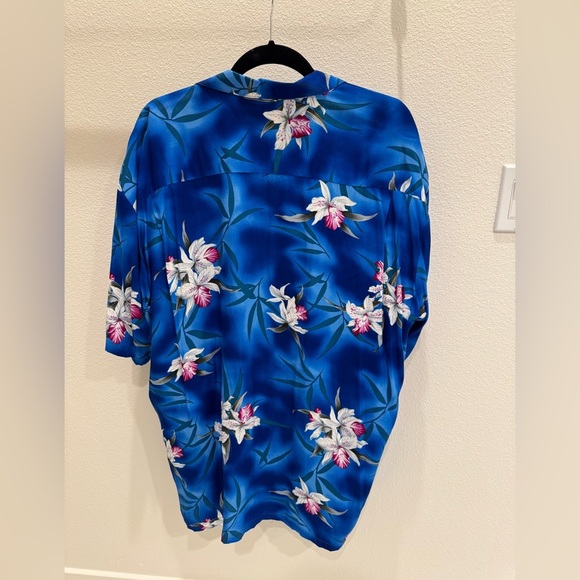 Two Palms nwt aloha Blue Floral Men's Shirt size xl - Picture 2 of 5